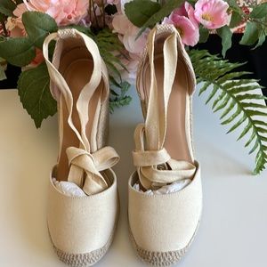 Cream wedges